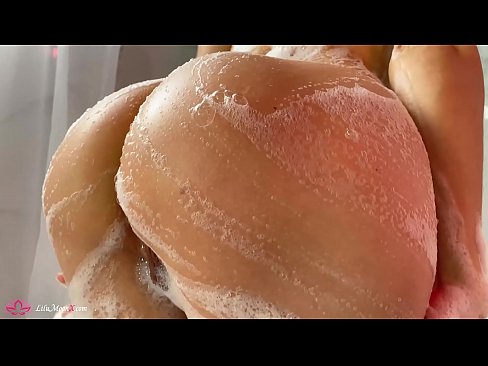 ❤️ Brunette pussy bibragailuarekin masturbatzen du dutxan orgasmo bizia lortzeko Porno %eu.killvs.topan ☑