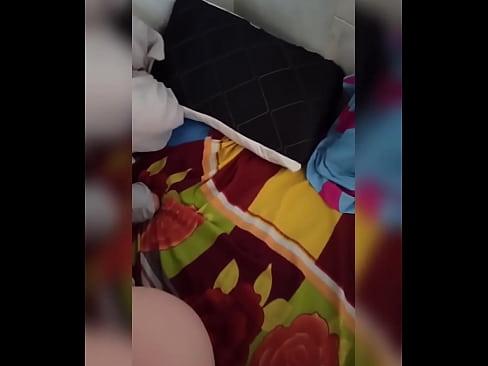 ❤️ Nire gelakidea etxean bakarrik geratzen da, bere senarra oporretara joaten delako eta nik izorratzeko eta ipurdia esnez betetzeko aprobetxatzen dut Porno %eu.killvs.topan ☑